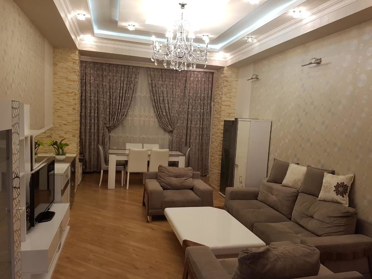 Гостевой дом 2 bdr luxury apartment next to Port Baku Баку